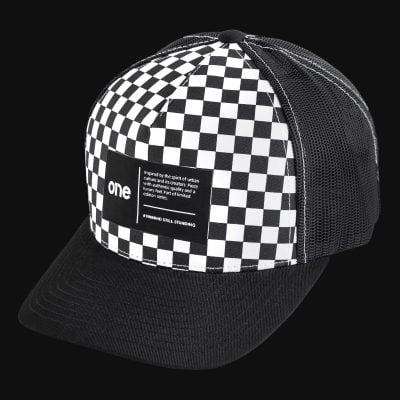 Шапка с козирка Trucker ONE - 01