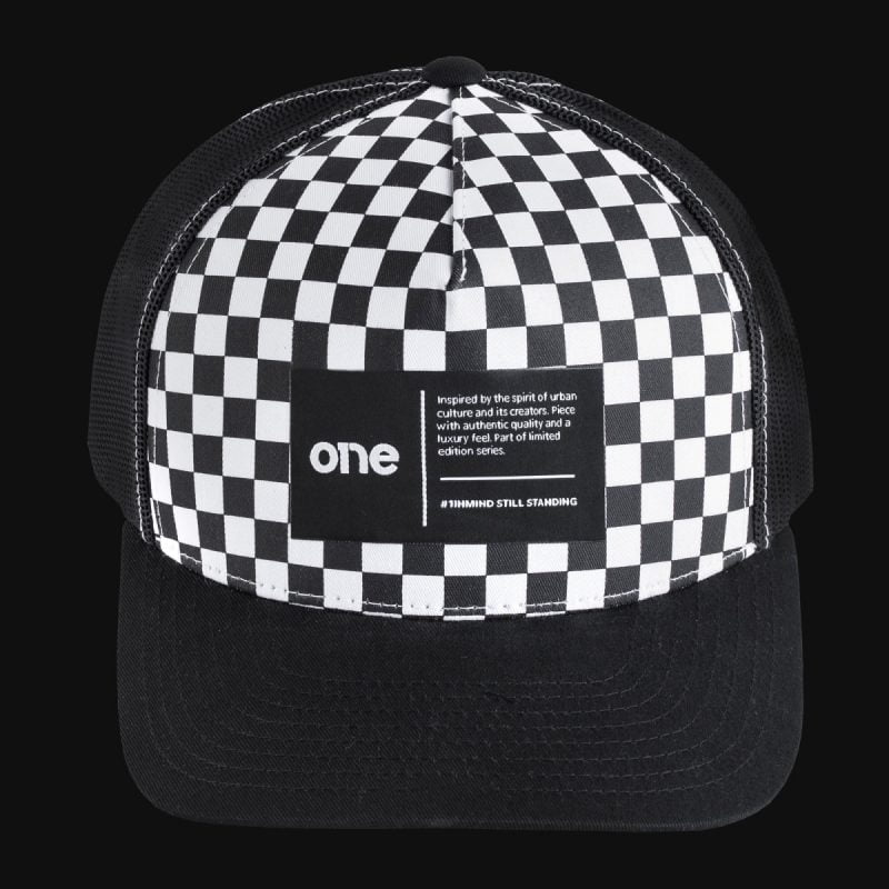 Шапка с козирка Trucker ONE - 04