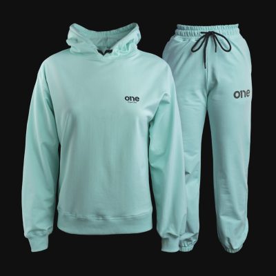 Дамски спортен екип Mint Classics