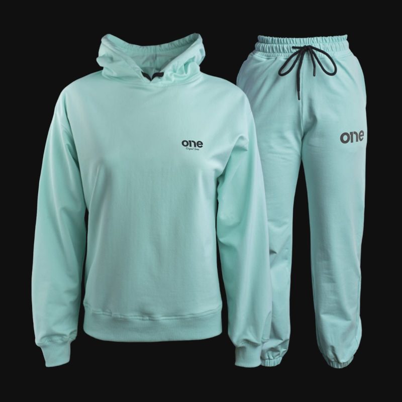 Дамски спортен екип Mint Classics