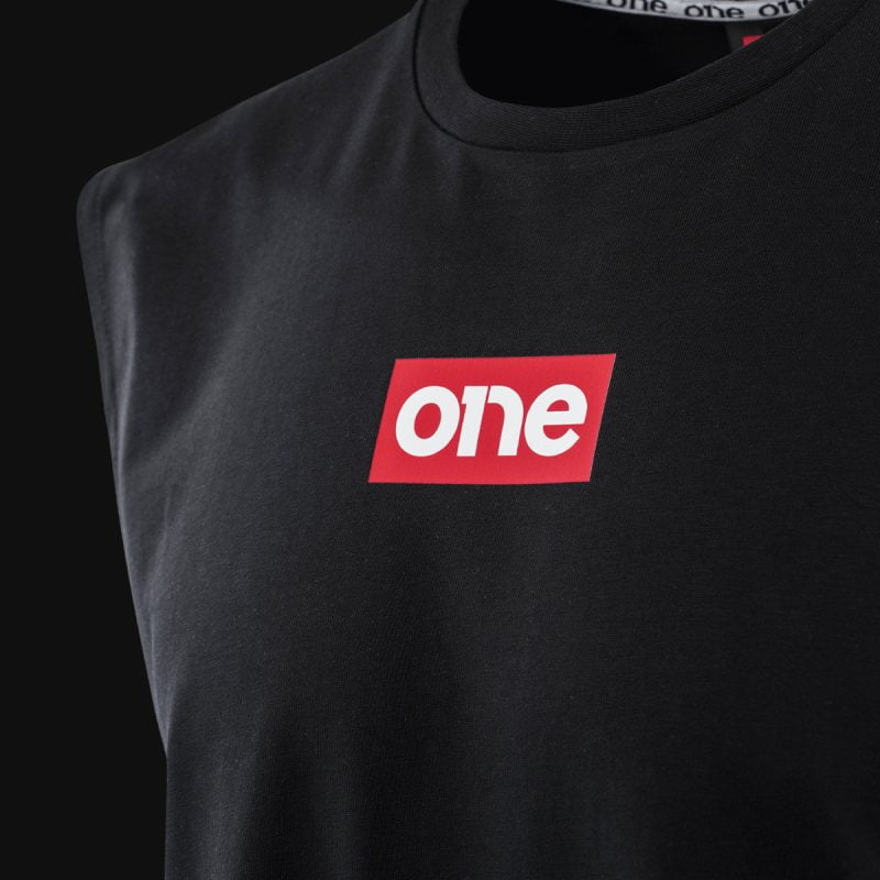 Maieu Classic Red One - 03